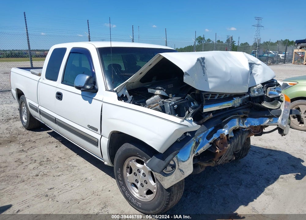 2001 CHEVROLET SILVERADO 1500 LS VIN: 2GCEC19V511236425