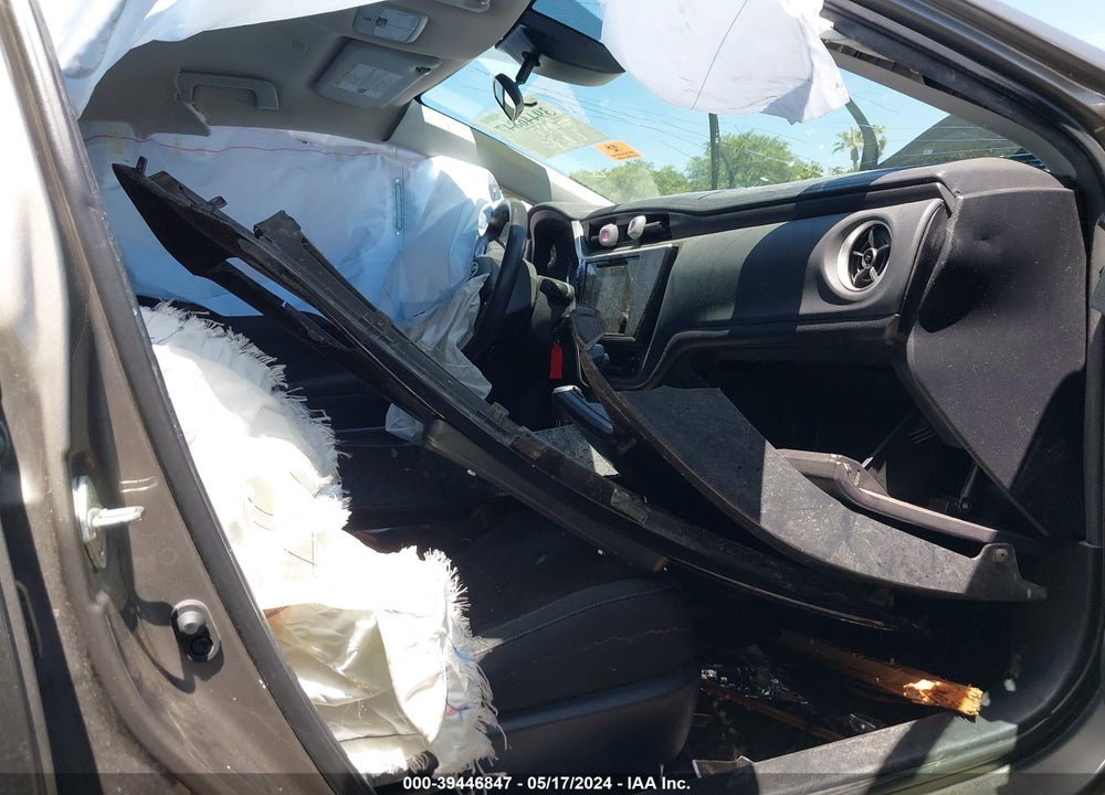 2019 TOYOTA COROLLA LE VIN: 5YFBURHE8KP857791