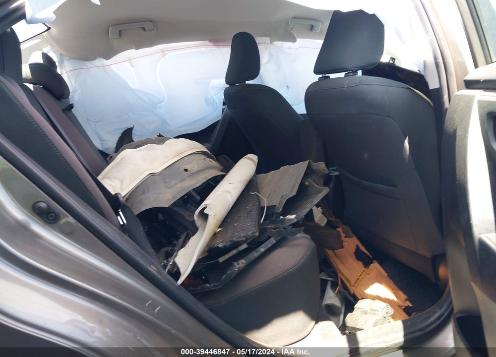 2019 TOYOTA COROLLA LE VIN: 5YFBURHE8KP857791