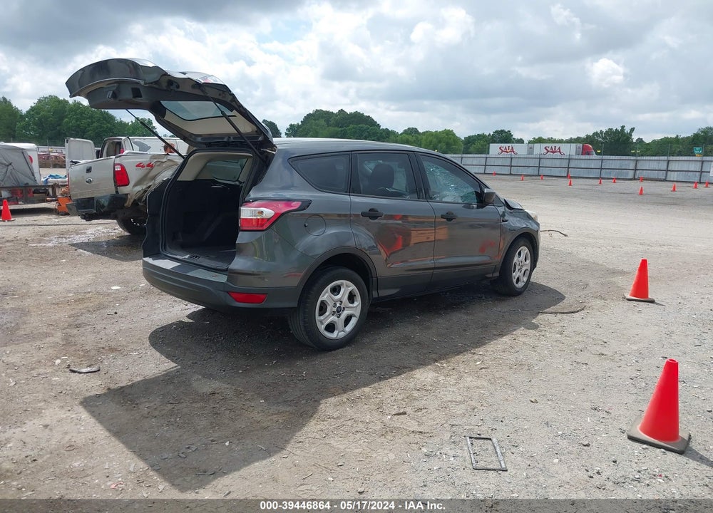 2017 FORD ESCAPE VIN: 1FMCU0F73HUC43582
