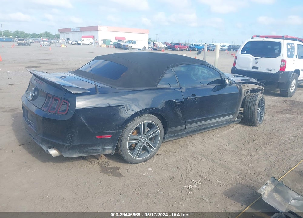 2014 FORD MUSTANG GT PREMIUM VIN: 1ZVBP8FF6E5249120