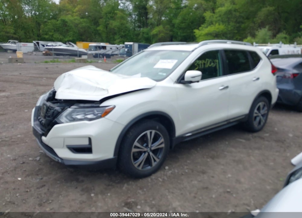 2017 NISSAN ROGUE SL VIN: 5N1AT2MVXHC885200