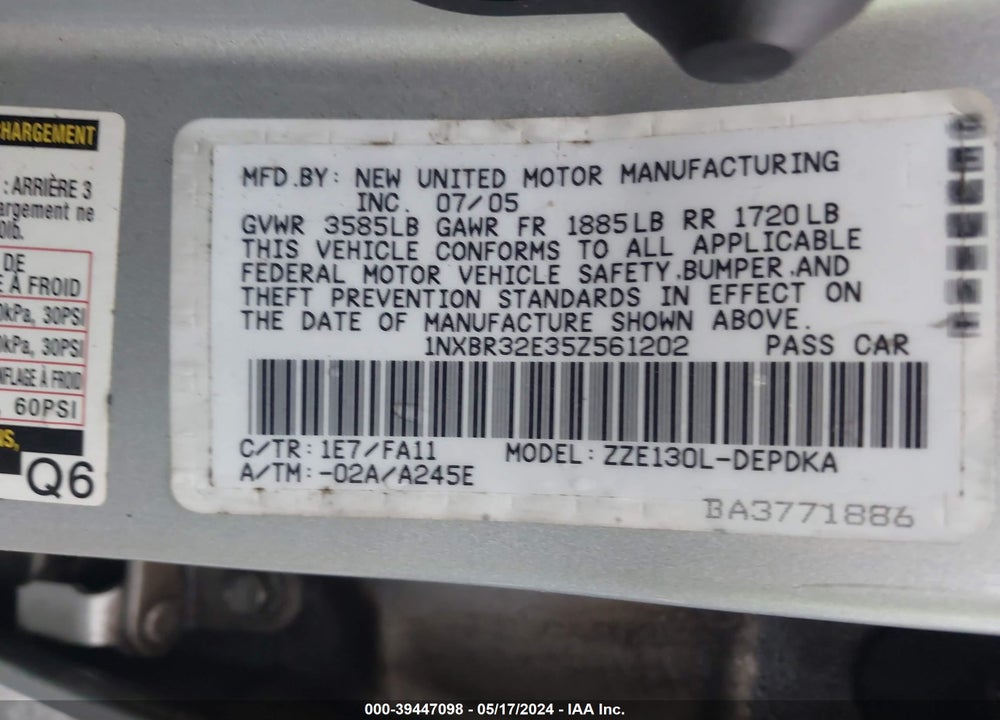 2005 TOYOTA COROLLA CE VIN: 1NXBR32E35Z561202