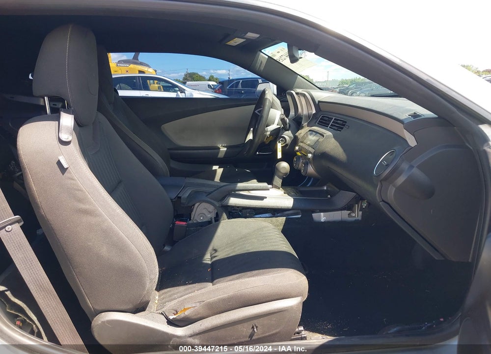2010 CHEVROLET CAMARO 1LS VIN: 2G1FA1EVXA9174966