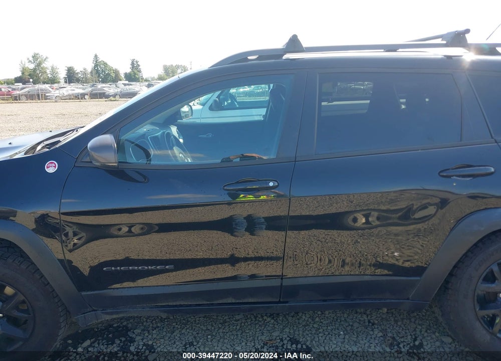 2014 JEEP CHEROKEE TRAILHAWK VIN: 1C4PJMBS1EW212220