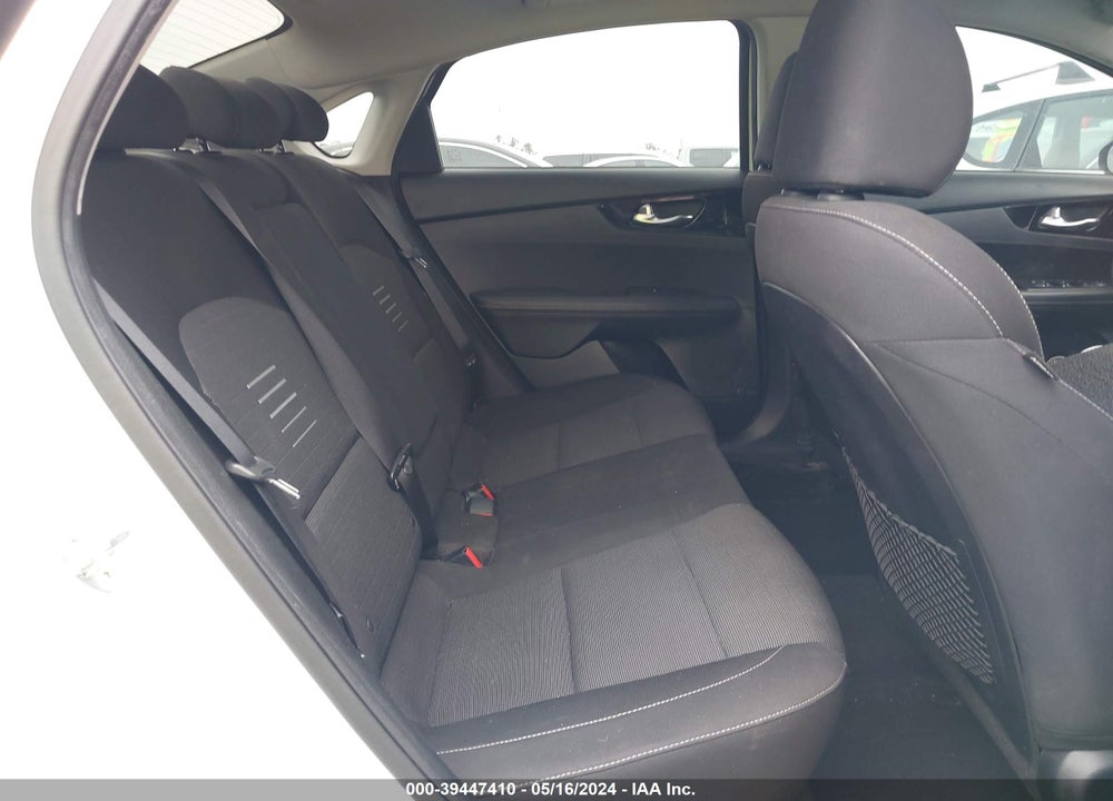 2019 KIA FORTE S VIN: 3KPF34AD5KE088211