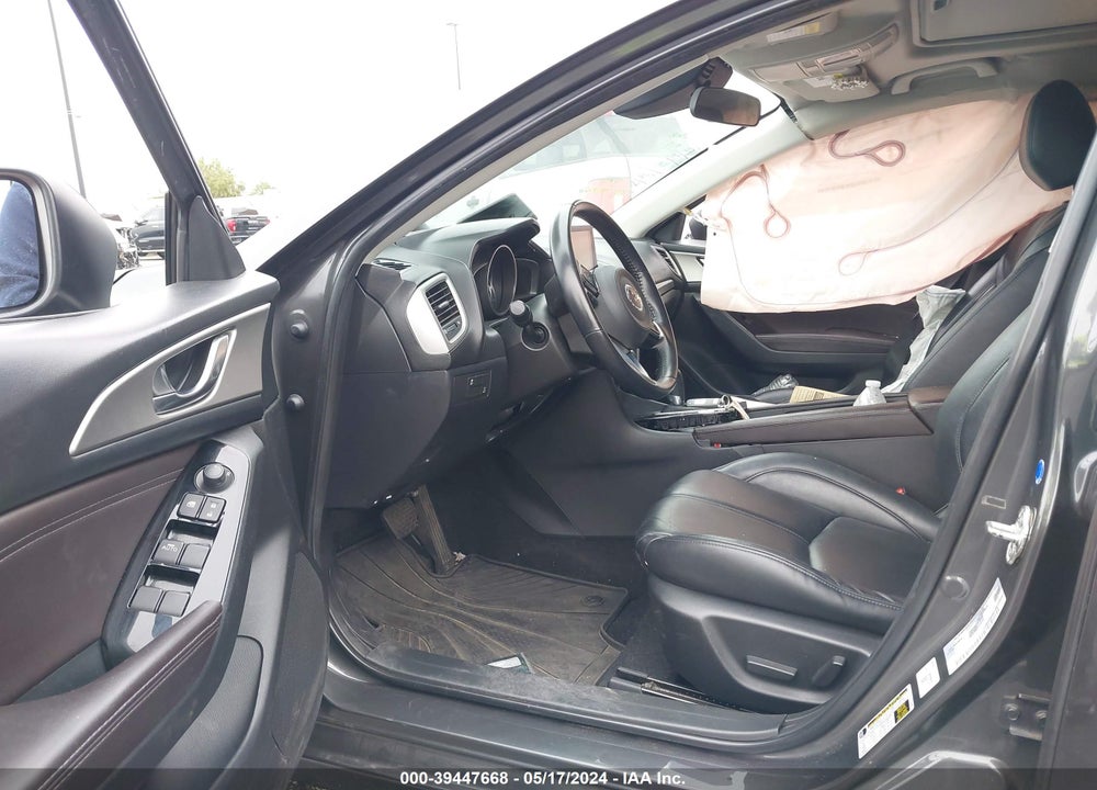 2017 MAZDA 3 TOURING 2.5 VIN: 3MZBN1L33HM150597