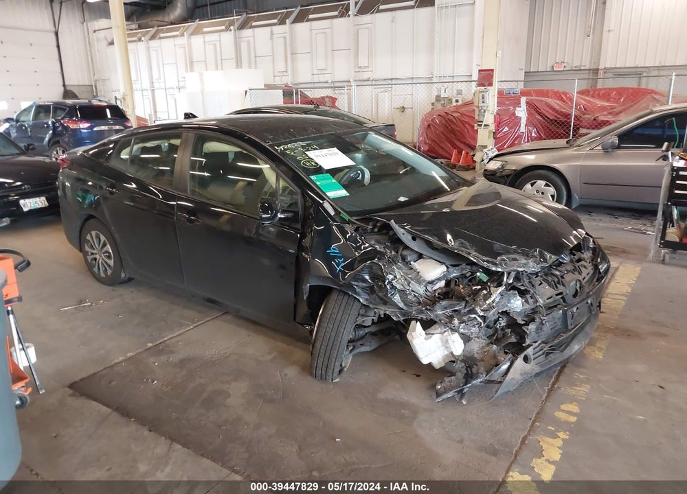 2020 TOYOTA PRIUS LE AWD-E VIN: JTDL9RFU0L3020544