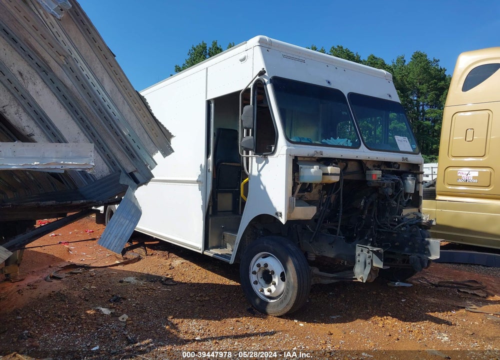 2011 WORKHORSE CUSTOM CHASSIS COMMERCIAL CHASSIS W62 VIN: 5B4MFG2E0B3446433