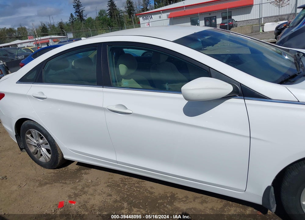 2013 HYUNDAI SONATA VIN: 5NPEB4AC8DH581496
