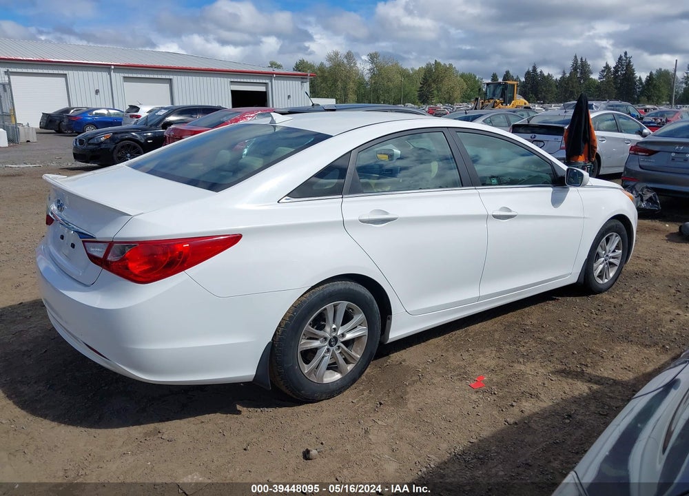 2013 HYUNDAI SONATA VIN: 5NPEB4AC8DH581496