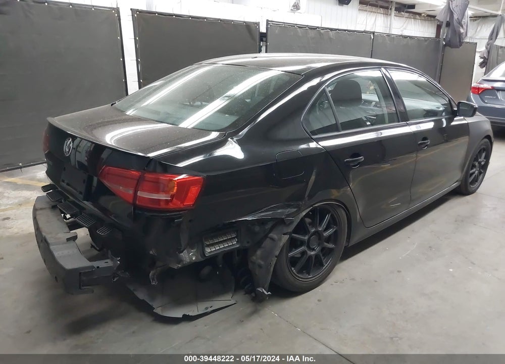 2015 VOLKSWAGEN JETTA 2.0L S VIN: 3VW2K7AJ1FM253902