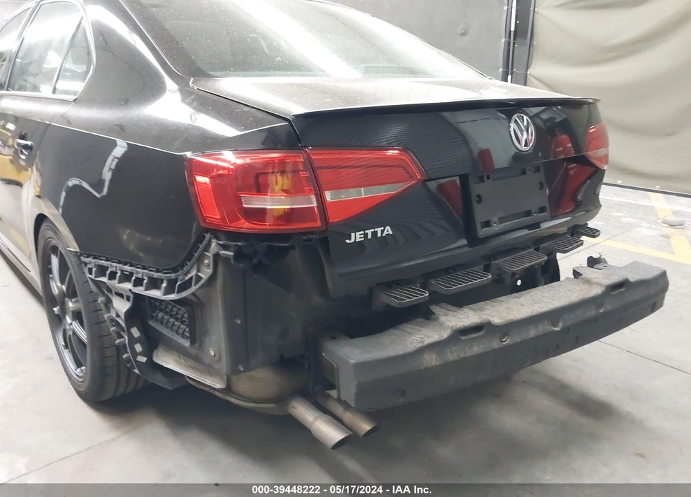 2015 VOLKSWAGEN JETTA 2.0L S VIN: 3VW2K7AJ1FM253902