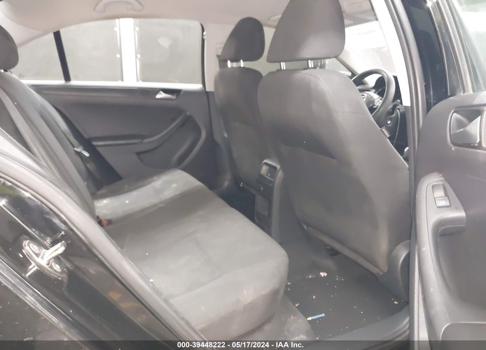 2015 VOLKSWAGEN JETTA 2.0L S VIN: 3VW2K7AJ1FM253902
