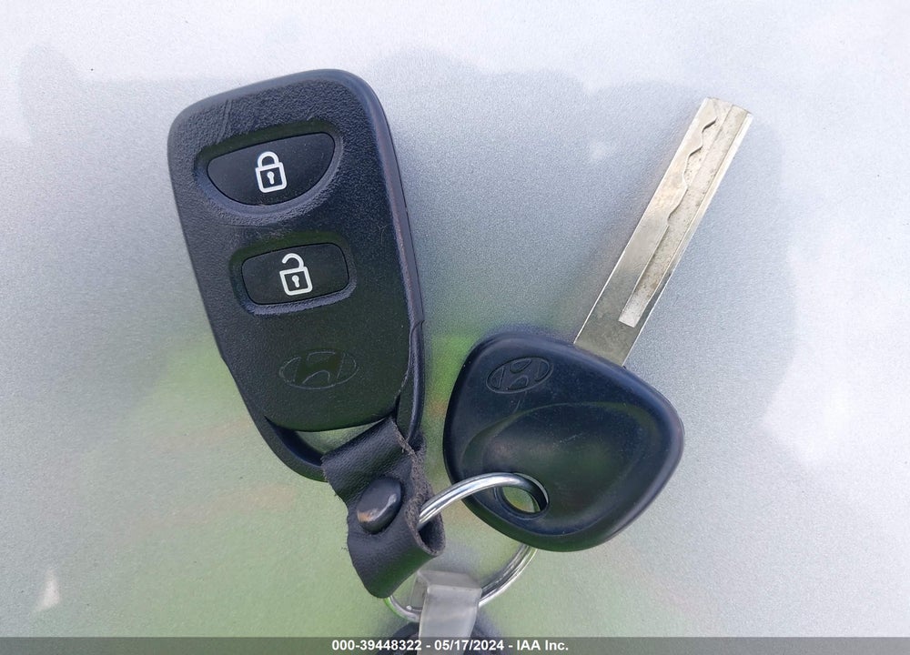 2014 HYUNDAI ACCENT GLS VIN: KMHCU4AE0EU741229