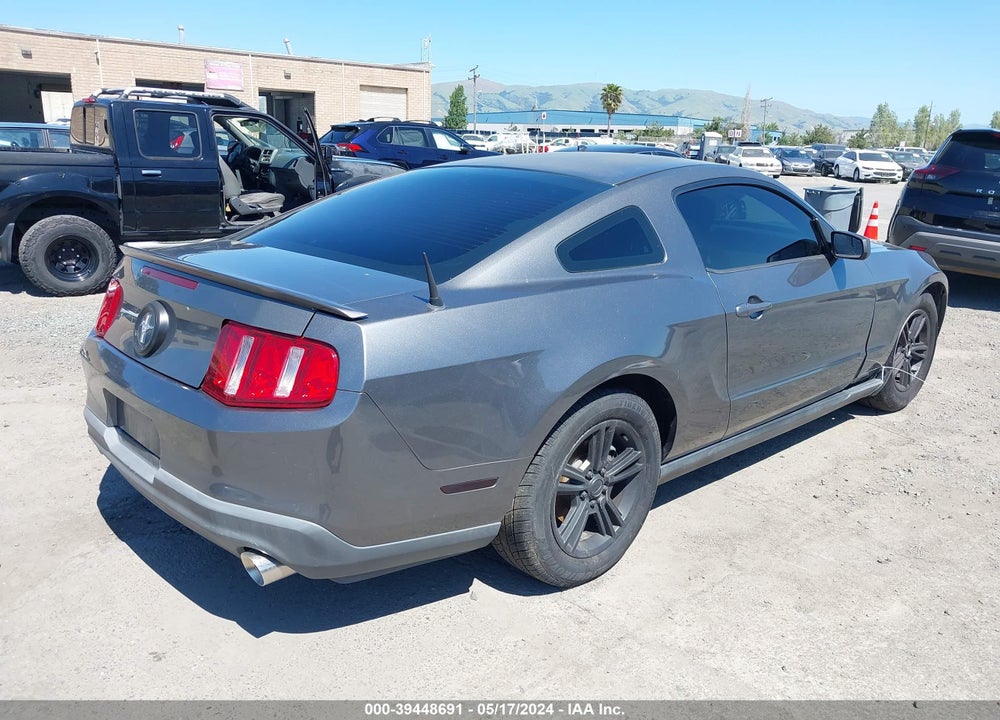 2011 FORD MUSTANG V6 VIN: 1ZVBP8AM9B5138353