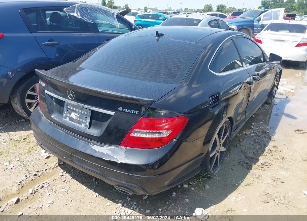 2015 MERCEDES-BENZ C 350 SPORT 4MATIC VIN: WDDGJ8JB7FG368126