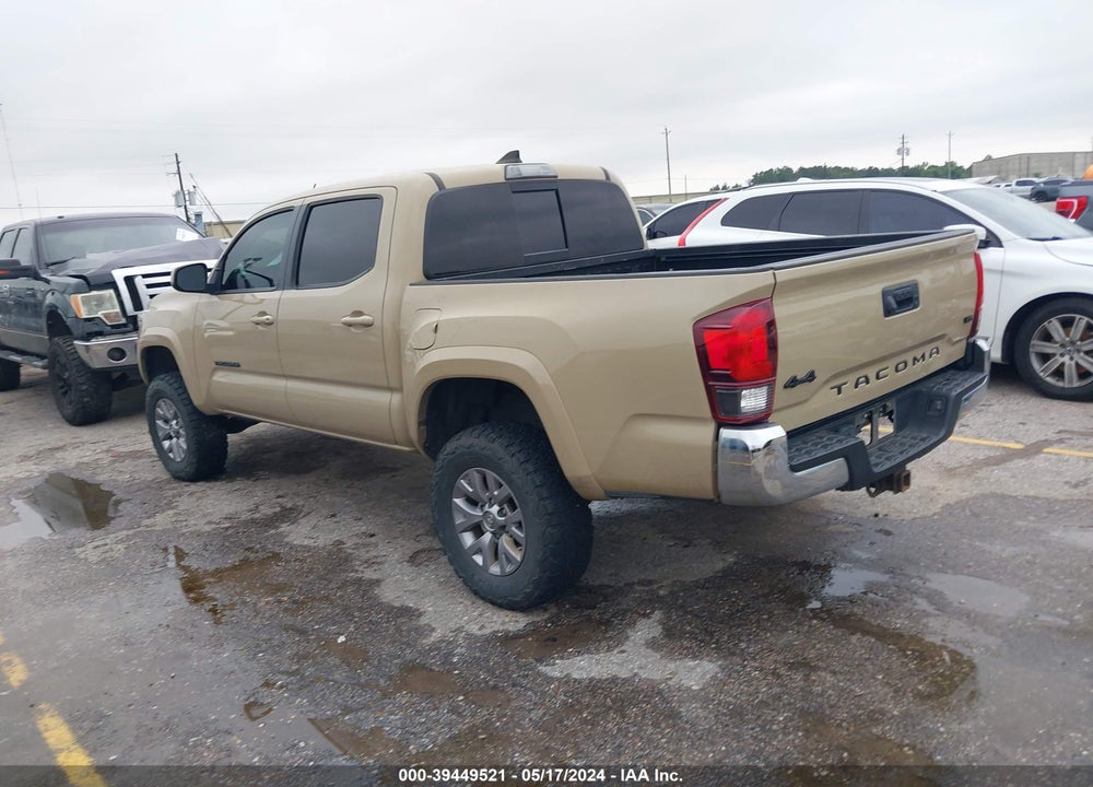 2018 TOYOTA TACOMA SR5 V6 VIN: 5TFCZ5AN8JX130370