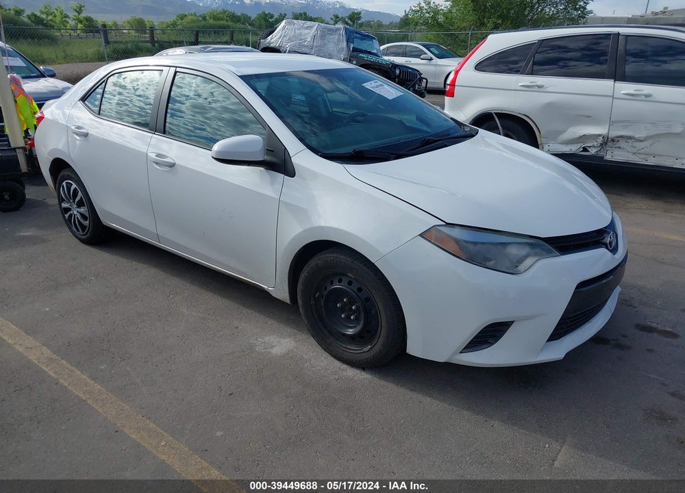 2015 TOYOTA COROLLA LE VIN: 5YFBURHE4FP291358
