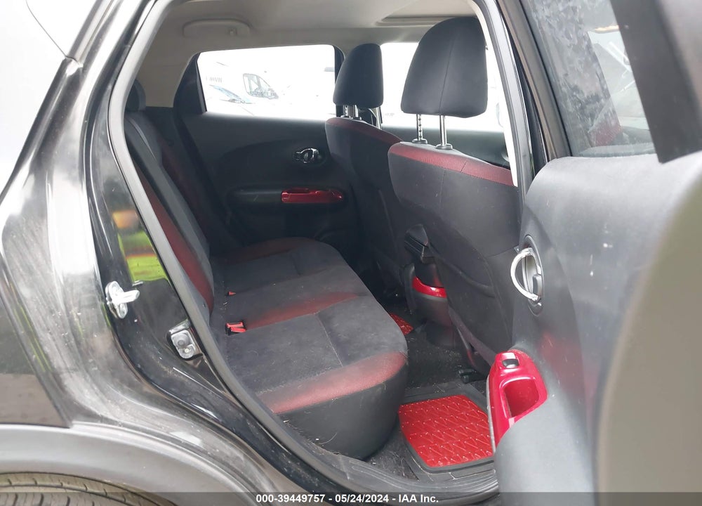 2015 NISSAN JUKE SV VIN: JN8AF5MR0FT503158