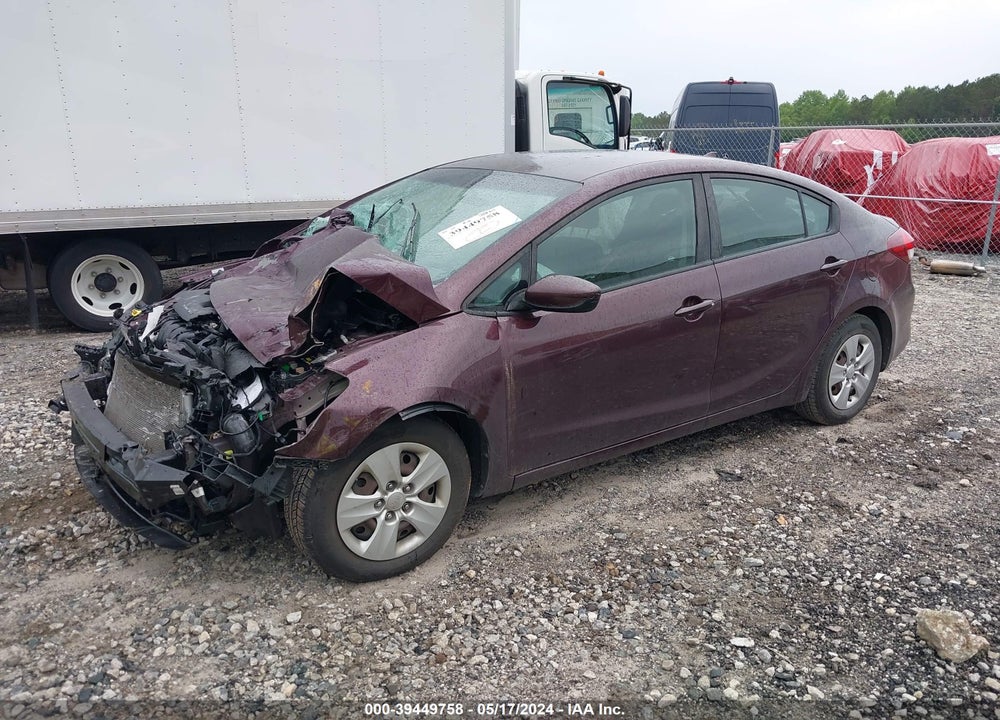 2018 KIA FORTE LX VIN: 3KPFK4A78JE191859