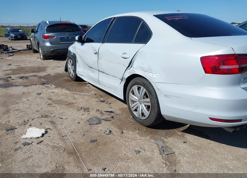 2017 VOLKSWAGEN JETTA 1.4T S VIN: 3VW2B7AJXHM411432