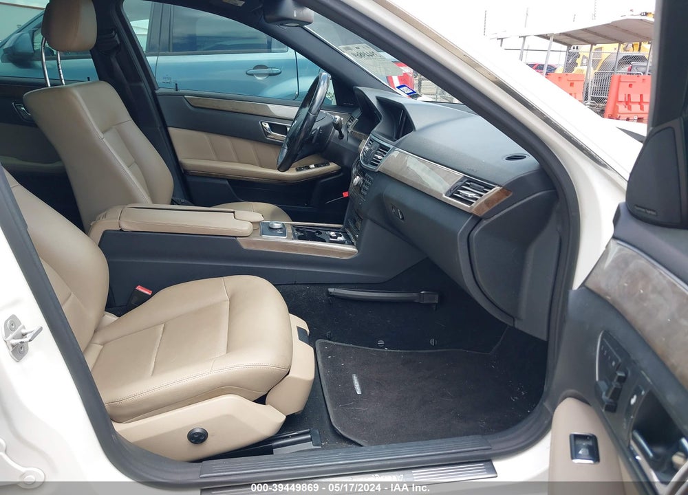 2010 MERCEDES-BENZ E 350 VIN: WDDHF5GB2AA100138