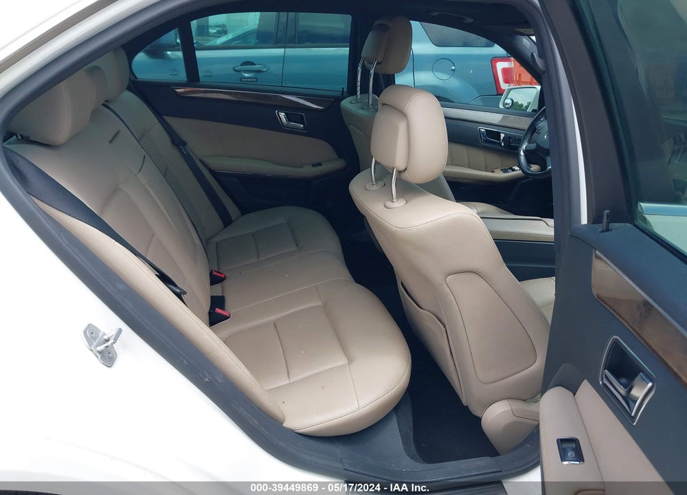 2010 MERCEDES-BENZ E 350 VIN: WDDHF5GB2AA100138