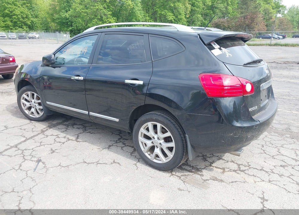 2013 NISSAN ROGUE SV W/SL PKG VIN: JN8AS5MV3DW103955