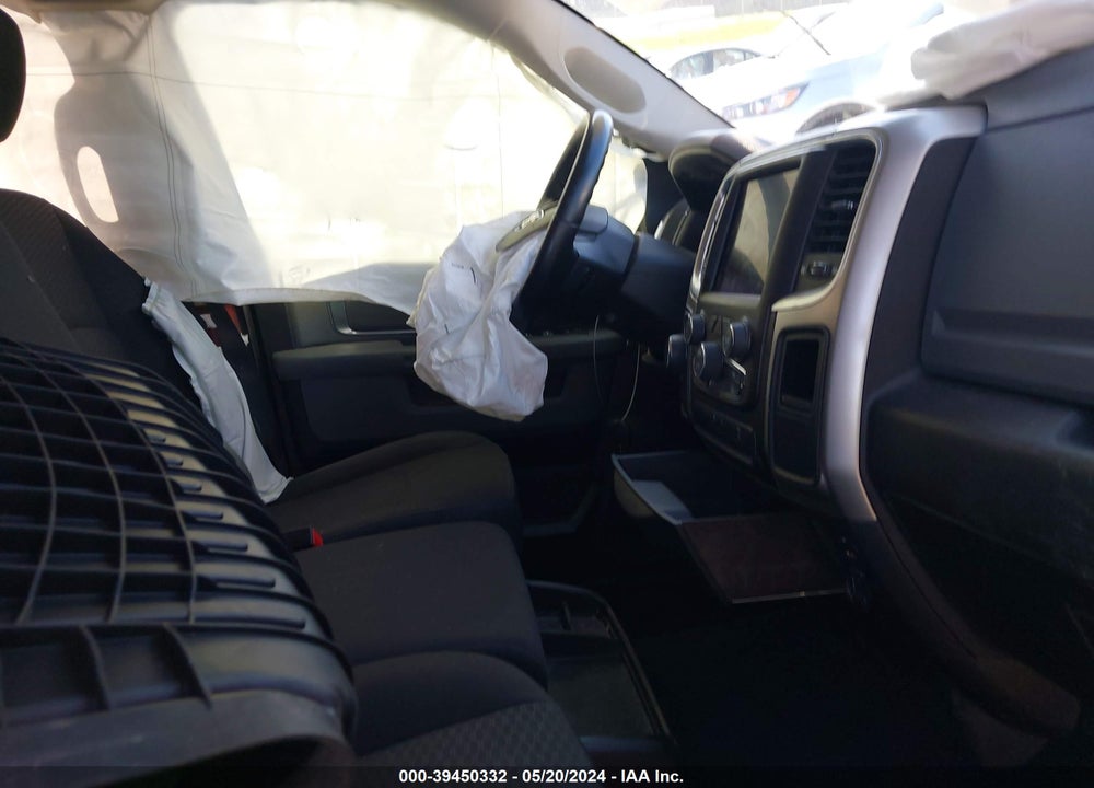 2019 RAM 1500 CLASSIC WARLOCK 4X4 5'7 BOX VIN: 1C6RR7LT3KS665761