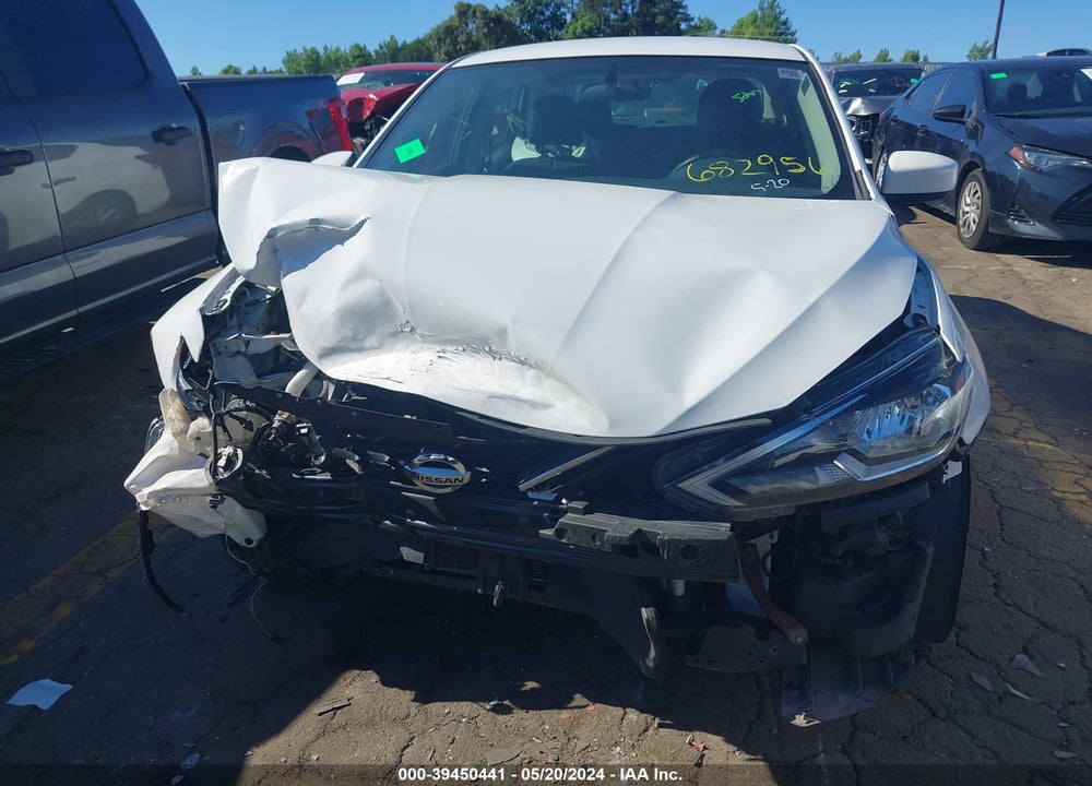 2016 NISSAN SENTRA SV VIN: 3N1AB7AP3GL682956