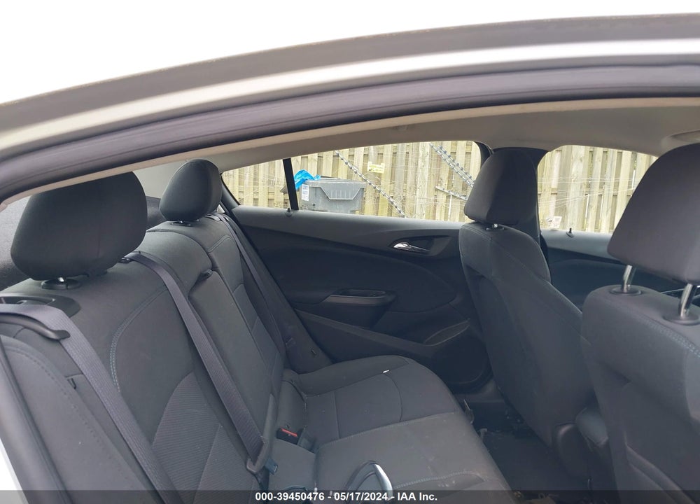 2017 CHEVROLET CRUZE LT AUTO VIN: 1G1BE5SM0H7252138