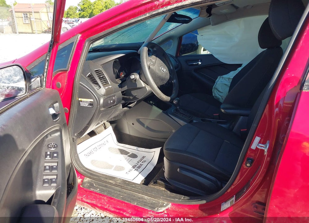 2016 KIA FORTE LX VIN: KNAFX4A68G5519257