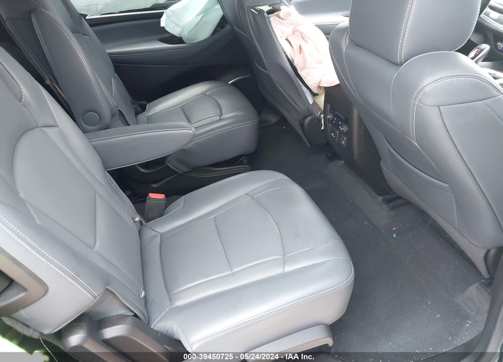 2018 BUICK ENCLAVE PREMIUM VIN: 5GAERCKW7JJ260598