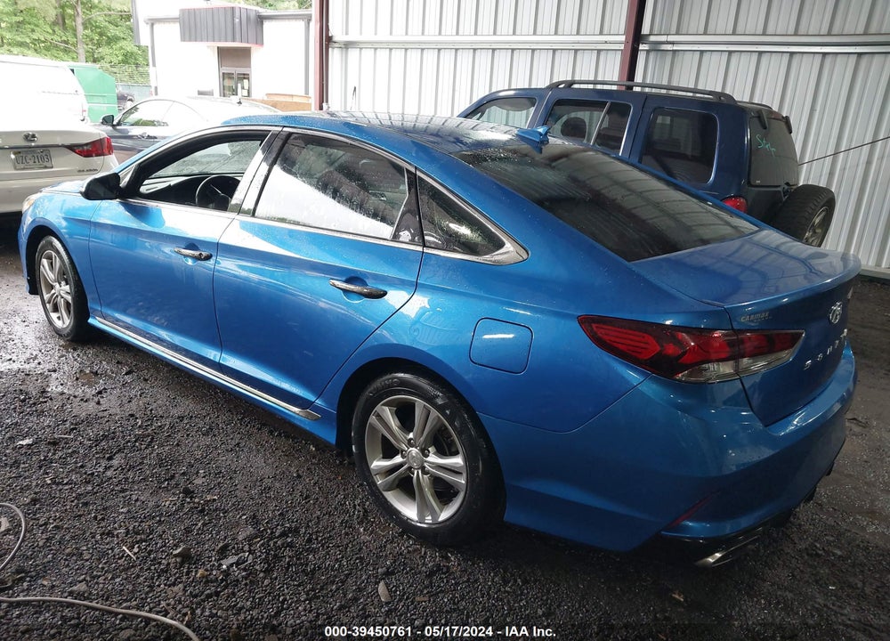 2018 HYUNDAI SONATA SPORT VIN: 5NPE34AF2JH617878