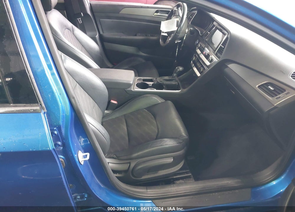 2018 HYUNDAI SONATA SPORT VIN: 5NPE34AF2JH617878