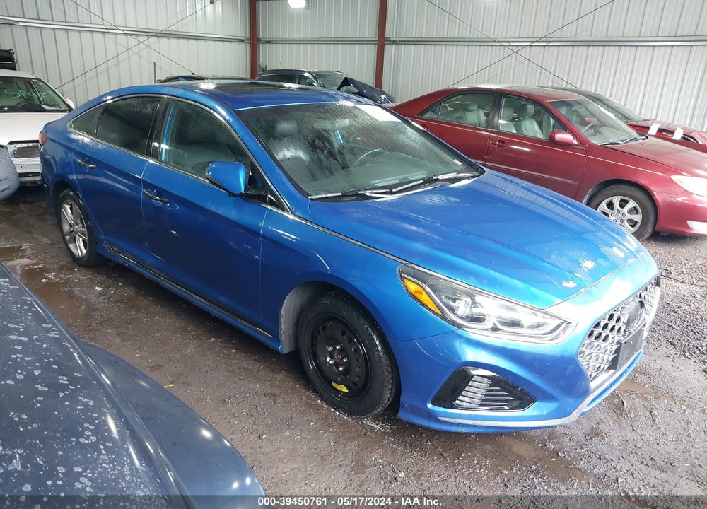 2018 HYUNDAI SONATA SPORT VIN: 5NPE34AF2JH617878