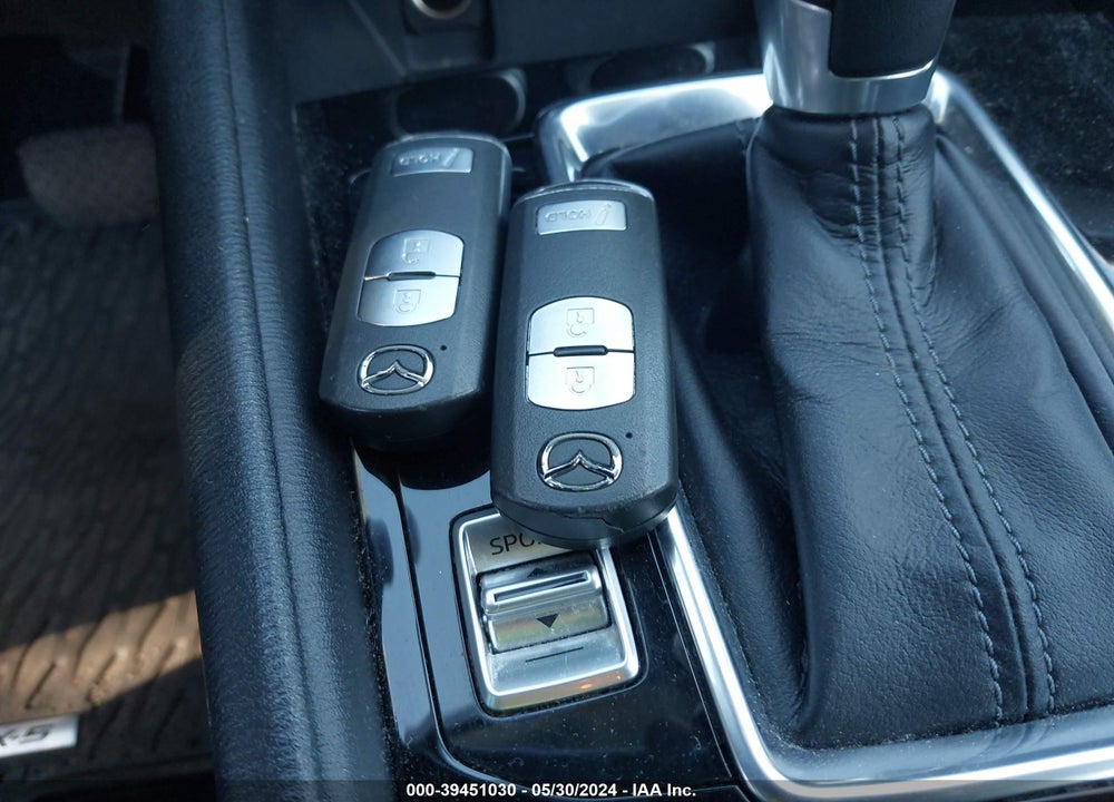 2019 MAZDA CX-5 SPORT VIN: JM3KFBBMXK0649401