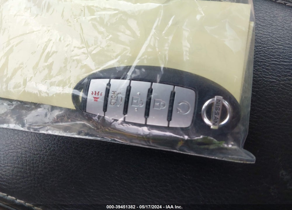 2017 NISSAN MAXIMA VIN: 1N4AA6AP2HC391488