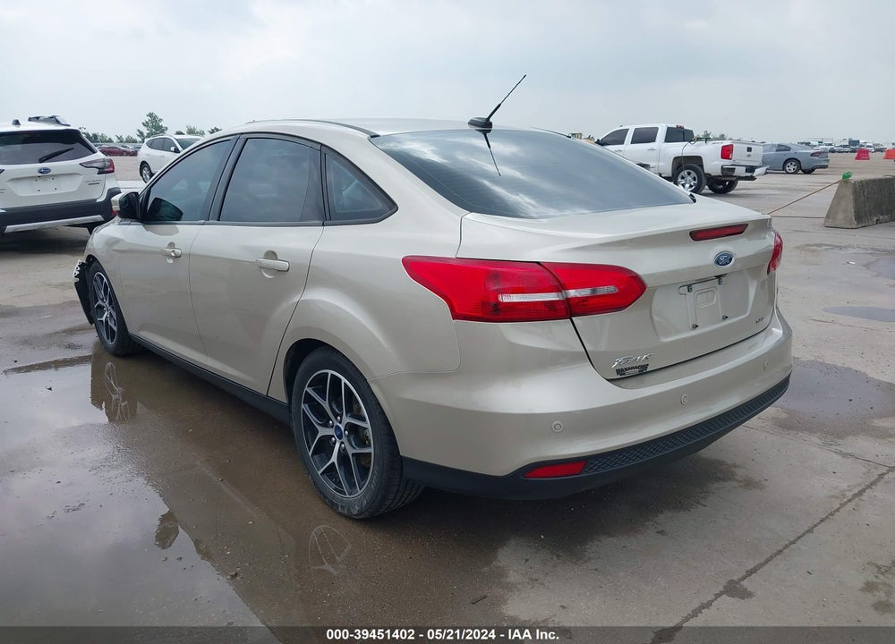 2018 FORD FOCUS SEL VIN: 1FADP3H24JL204228