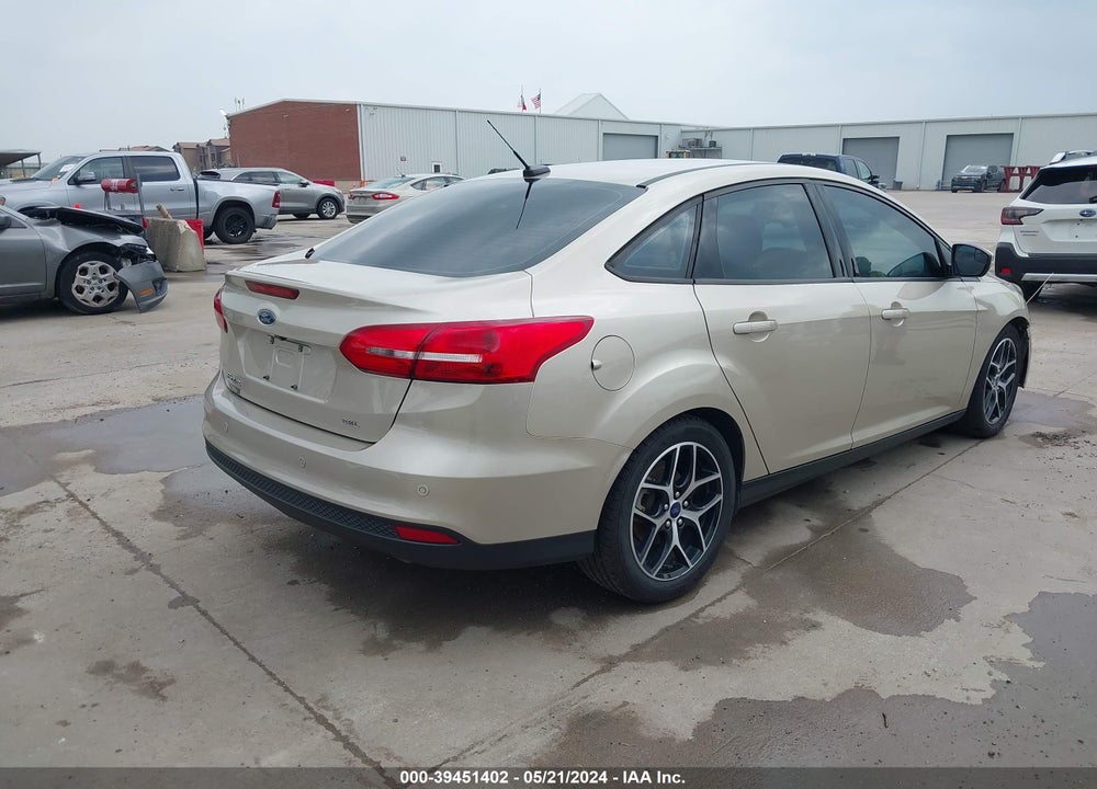 2018 FORD FOCUS SEL VIN: 1FADP3H24JL204228