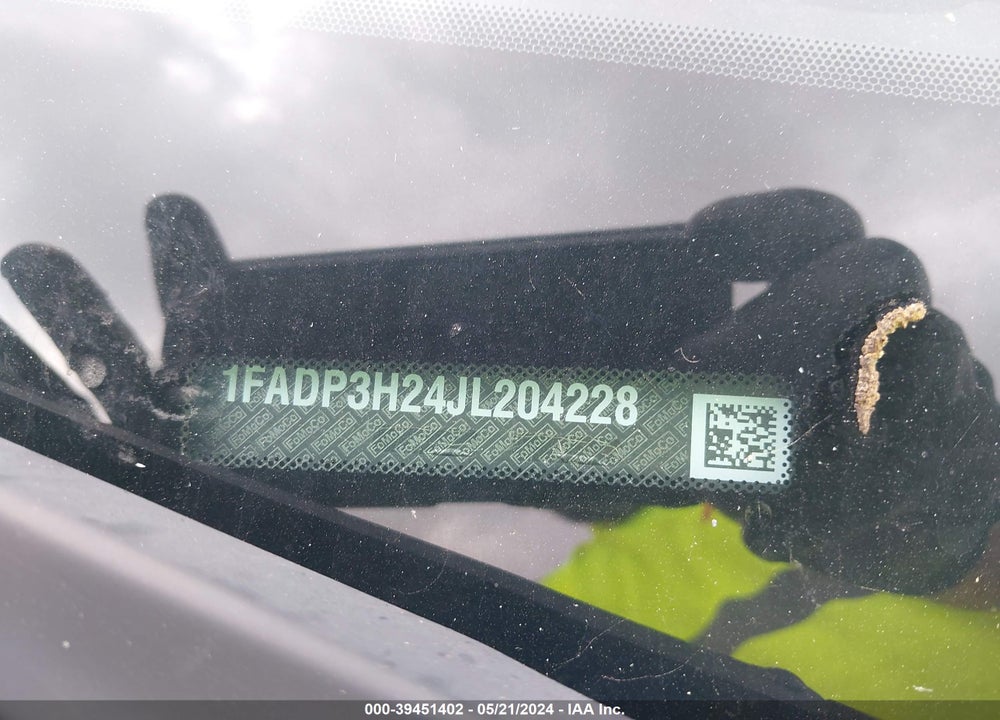 2018 FORD FOCUS SEL VIN: 1FADP3H24JL204228
