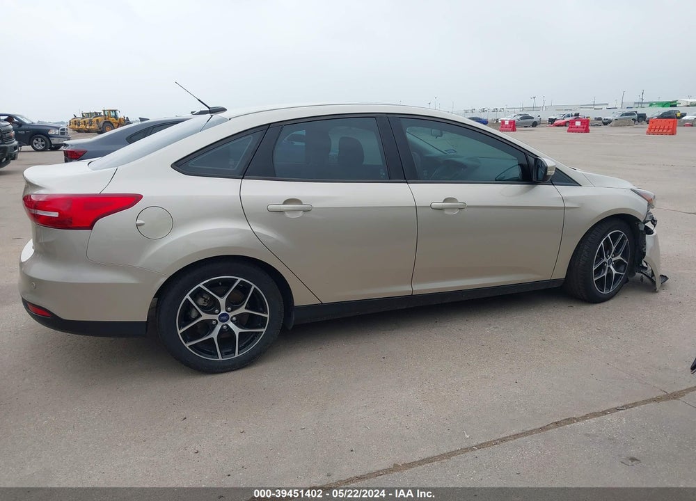 2018 FORD FOCUS SEL VIN: 1FADP3H24JL204228