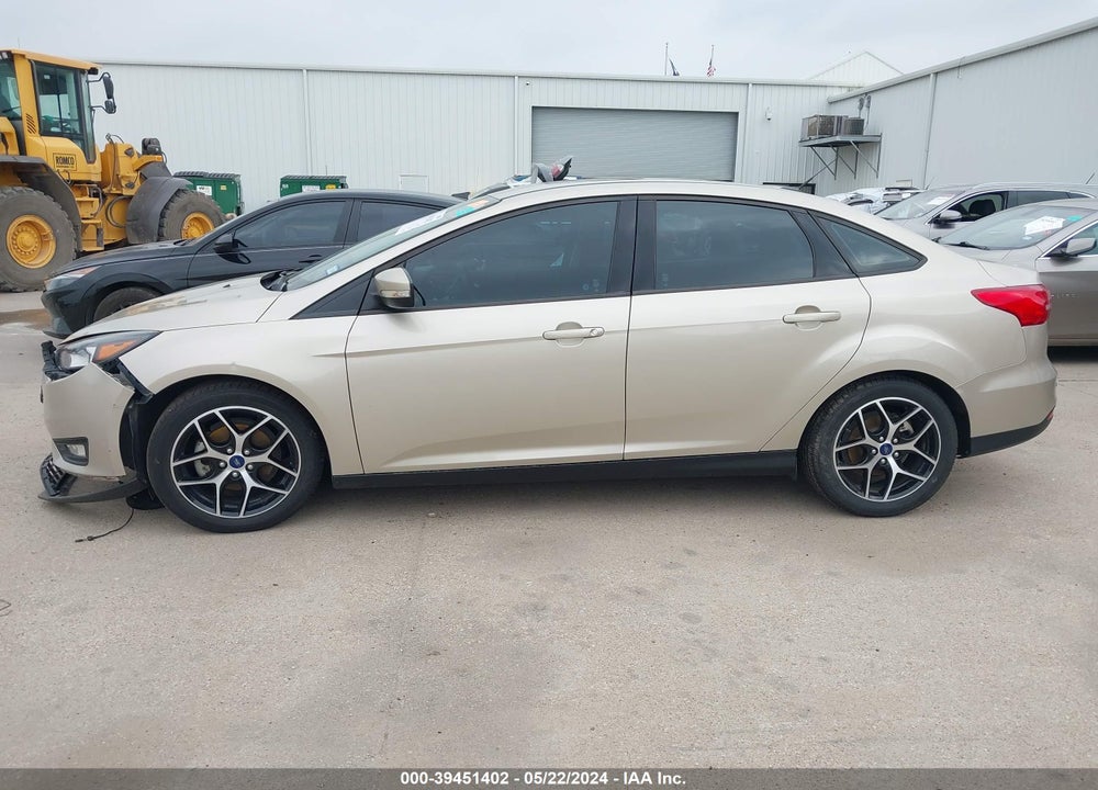 2018 FORD FOCUS SEL VIN: 1FADP3H24JL204228