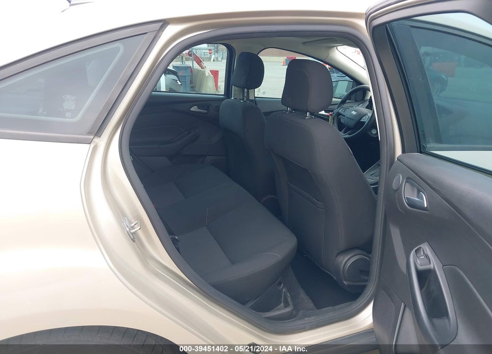 2018 FORD FOCUS SEL VIN: 1FADP3H24JL204228