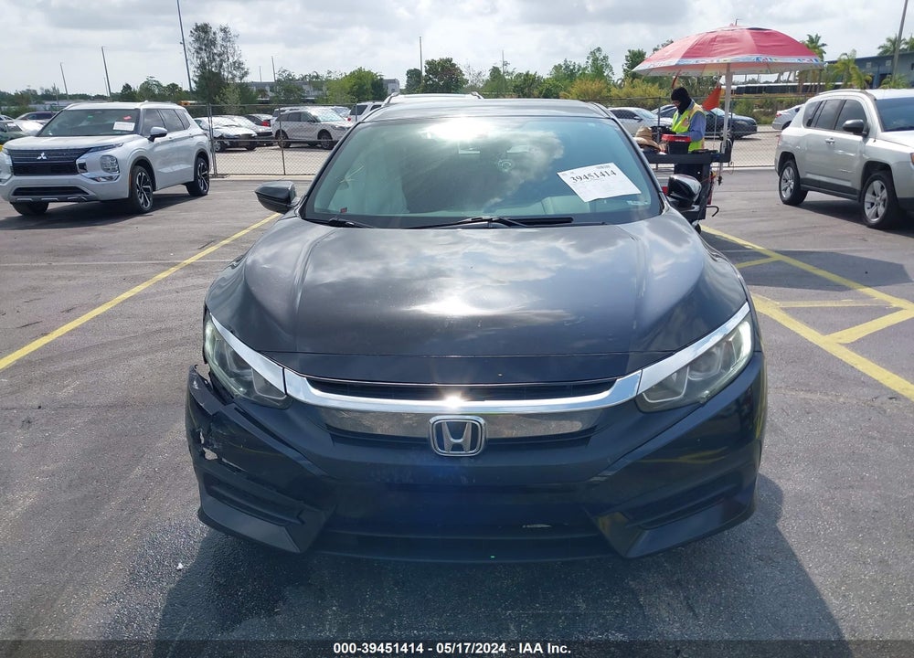 2018 HONDA CIVIC VIN: 19XFC2F58JE024393