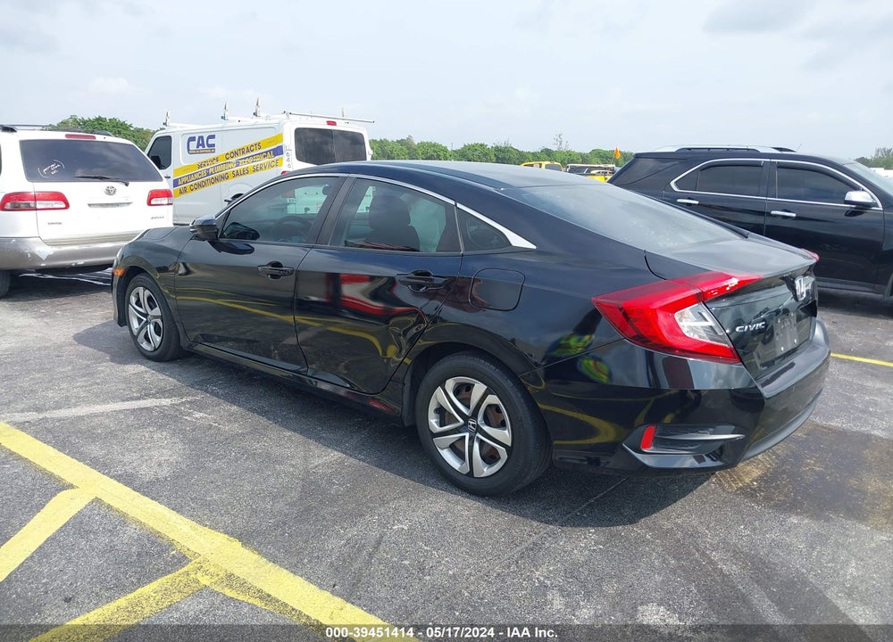 2018 HONDA CIVIC VIN: 19XFC2F58JE024393
