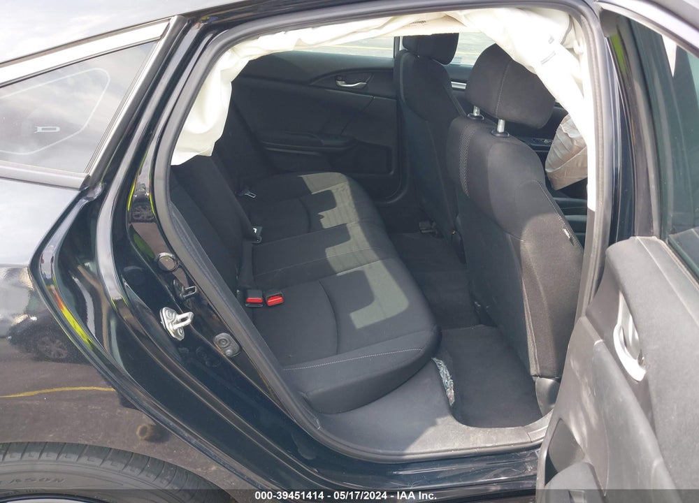 2018 HONDA CIVIC VIN: 19XFC2F58JE024393