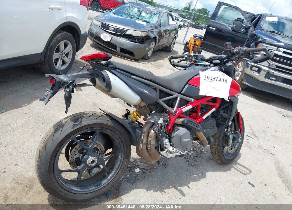 2020 DUCATI HYPERMOTARD 950/950 SP VIN: ZDMBAJDT4LB003514