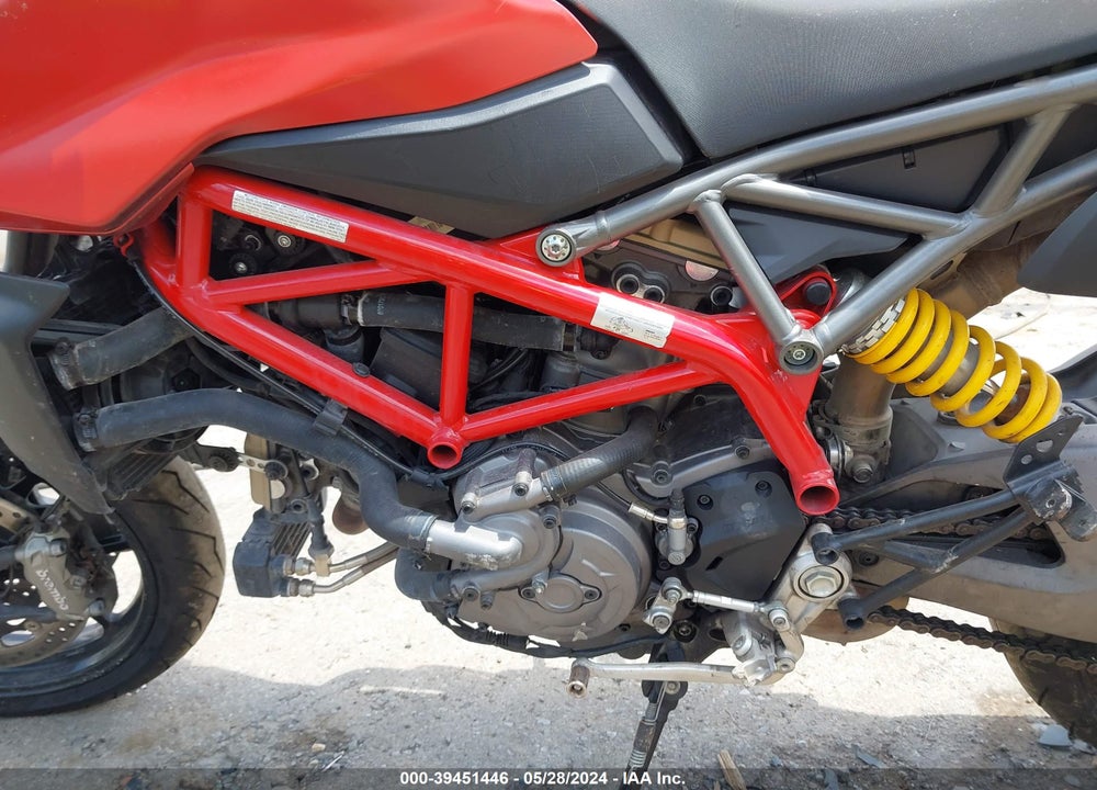 2020 DUCATI HYPERMOTARD 950/950 SP VIN: ZDMBAJDT4LB003514